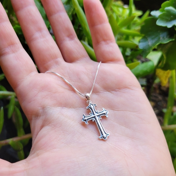 New Solid 925 Sterling Silver Ornate Cross Necklace - Picture 10 of 16